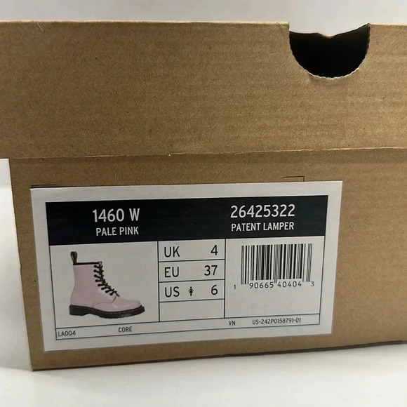 Dr. Martens Docs 1460 Combat Boots Patent Leather Pale Pink New Women's Size 6 - Picture 7 of 10